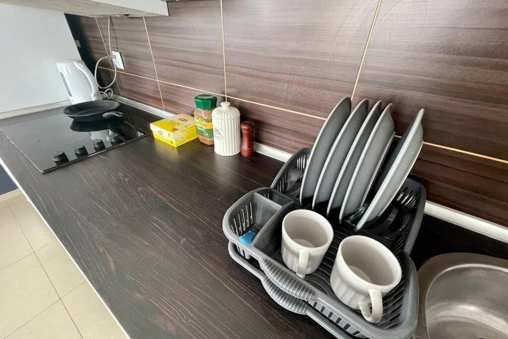 Sawa Apartment 2Xmetro Wifi 500 Mbs 50'Tv Netflix Hbo Appletv+ 바르샤바 외부 사진